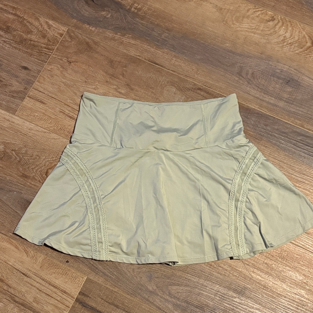 Love Tree Athletic Skirt with Lace Detail